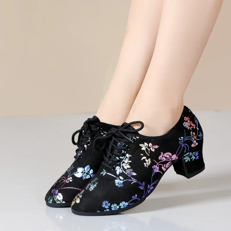 Fashion New Latin Dance Shoes Tango Salsa Girls Woman Adult Modern Ballroom Dance Shoes Teacher Shoes 3.5/5cm Oxford Sneakers 2