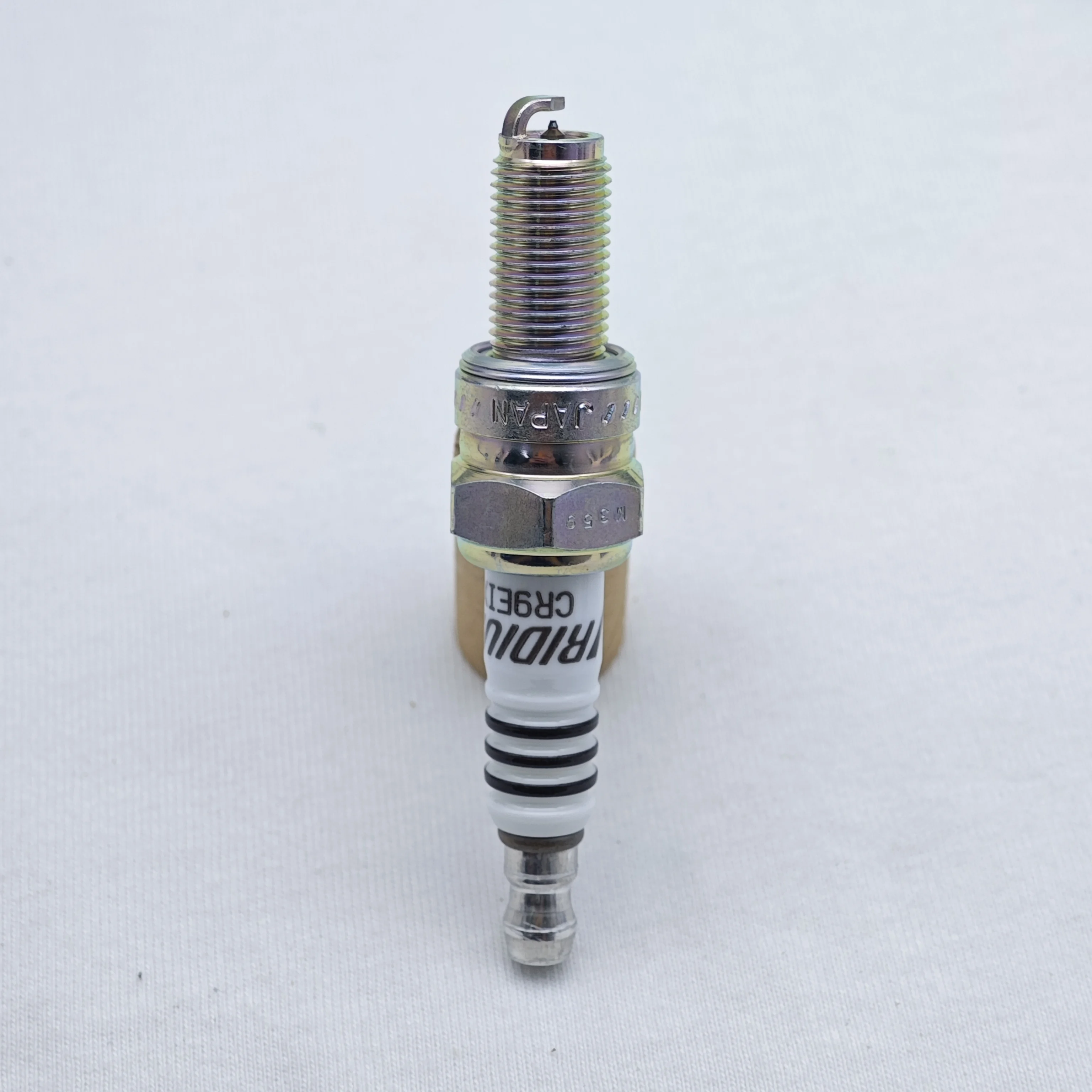 One NGK Iridium IX Spark Plug For Aprilia RS4 125 (2011+) – Upgrade Your Ride! #CR9EIX