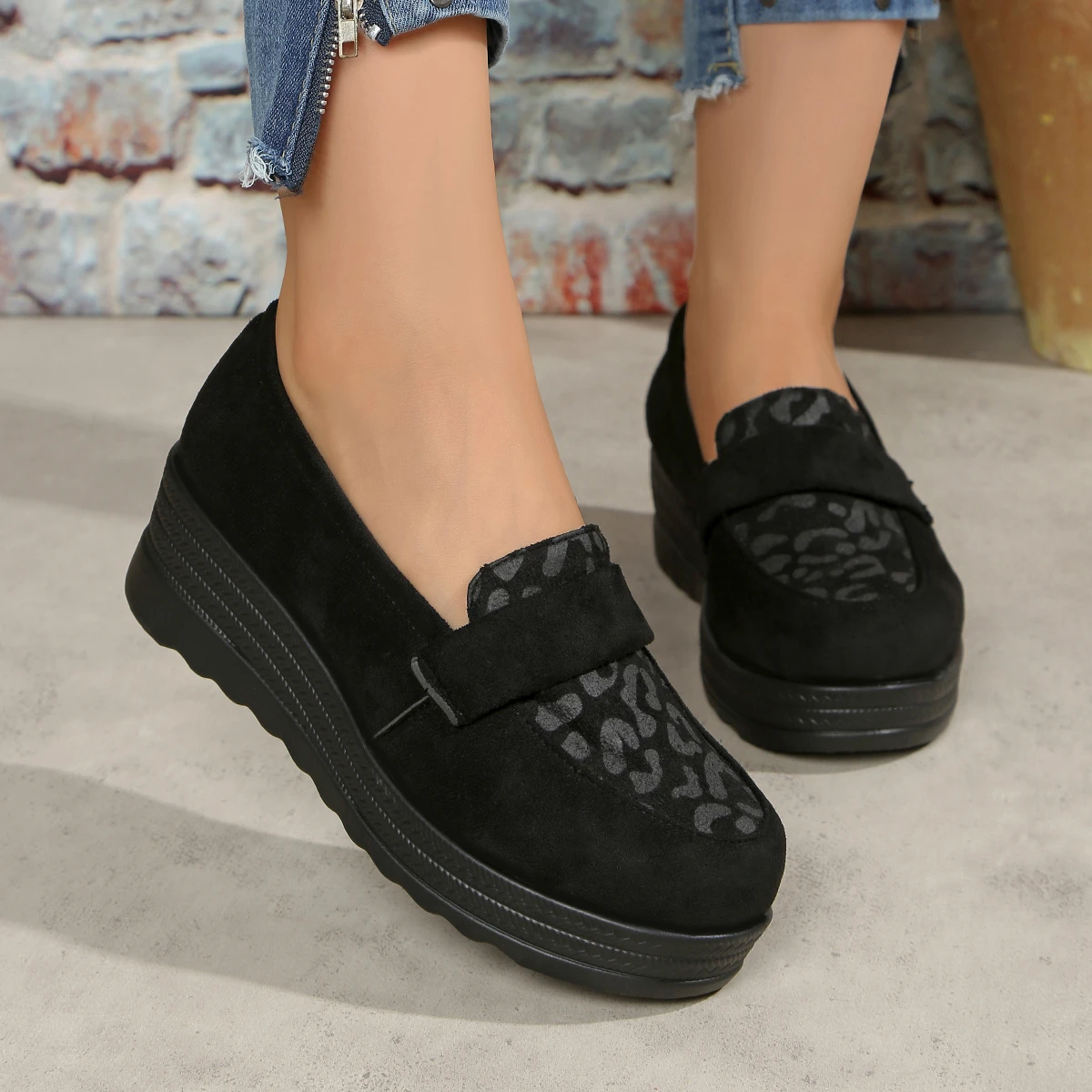 Aphixta Suede Upper Yellow Leopard Dec Women Wedge Heel Pumps 5cm Mid Heel Woman Shoes Chunky Heel Slip On Fashion Ladies Shoes