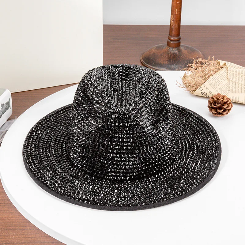 Rhinestone Baseball Cap Ladies Hip Hop Hat Sparkling Full of Diamonds Cool Fashion European and American Style Peaked Cap Ladies