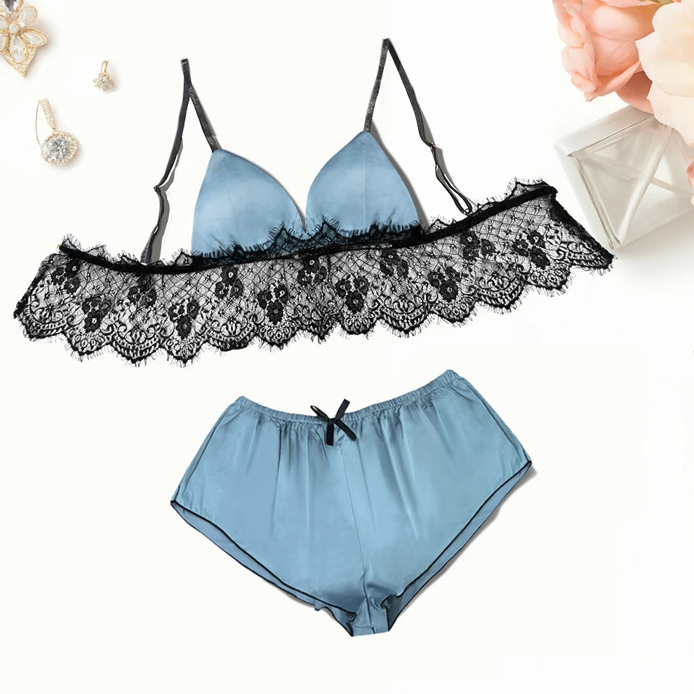 Polyester Lace Women's Summer Pajamas Set