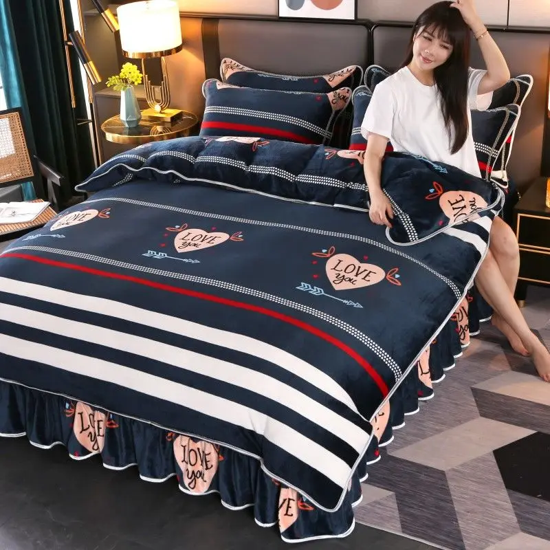 

Bedding Set Bed Linen Cartoon Winter Thickened Velvet Four-piece Flannel Coral Polyester Bed Sheets Comforter Bedspreads