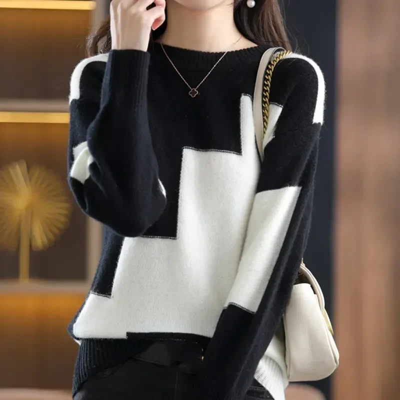 Women Patchwork Sweater - Soft and Warm Knitwear