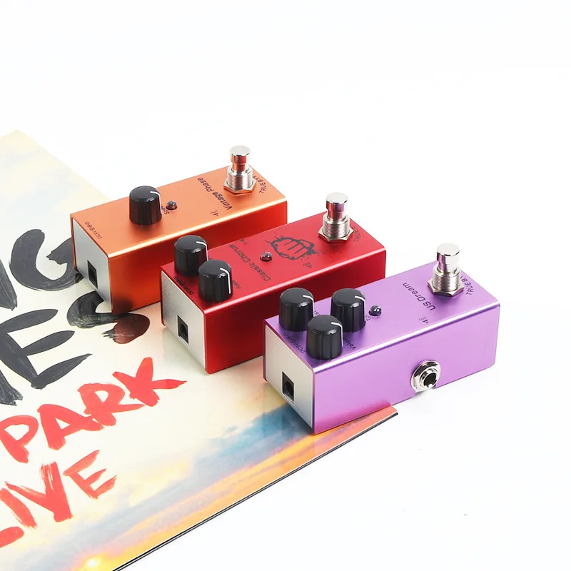 Guitar Effect Pedal Electric Guitar Effect Pedal Vintage Overdrive//Crunch Distortion/US Dream/Classic Chorus/Digital Delay/Analog Delay/Tremolo