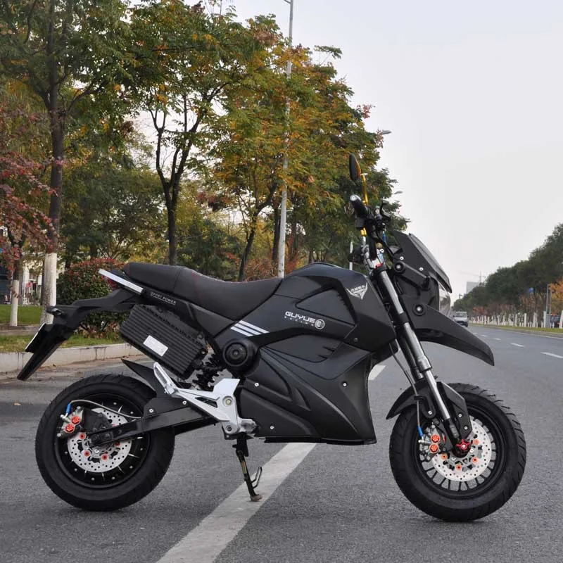 Уникальный мотороллер Benelli TNT 135 Limited Edition 2018