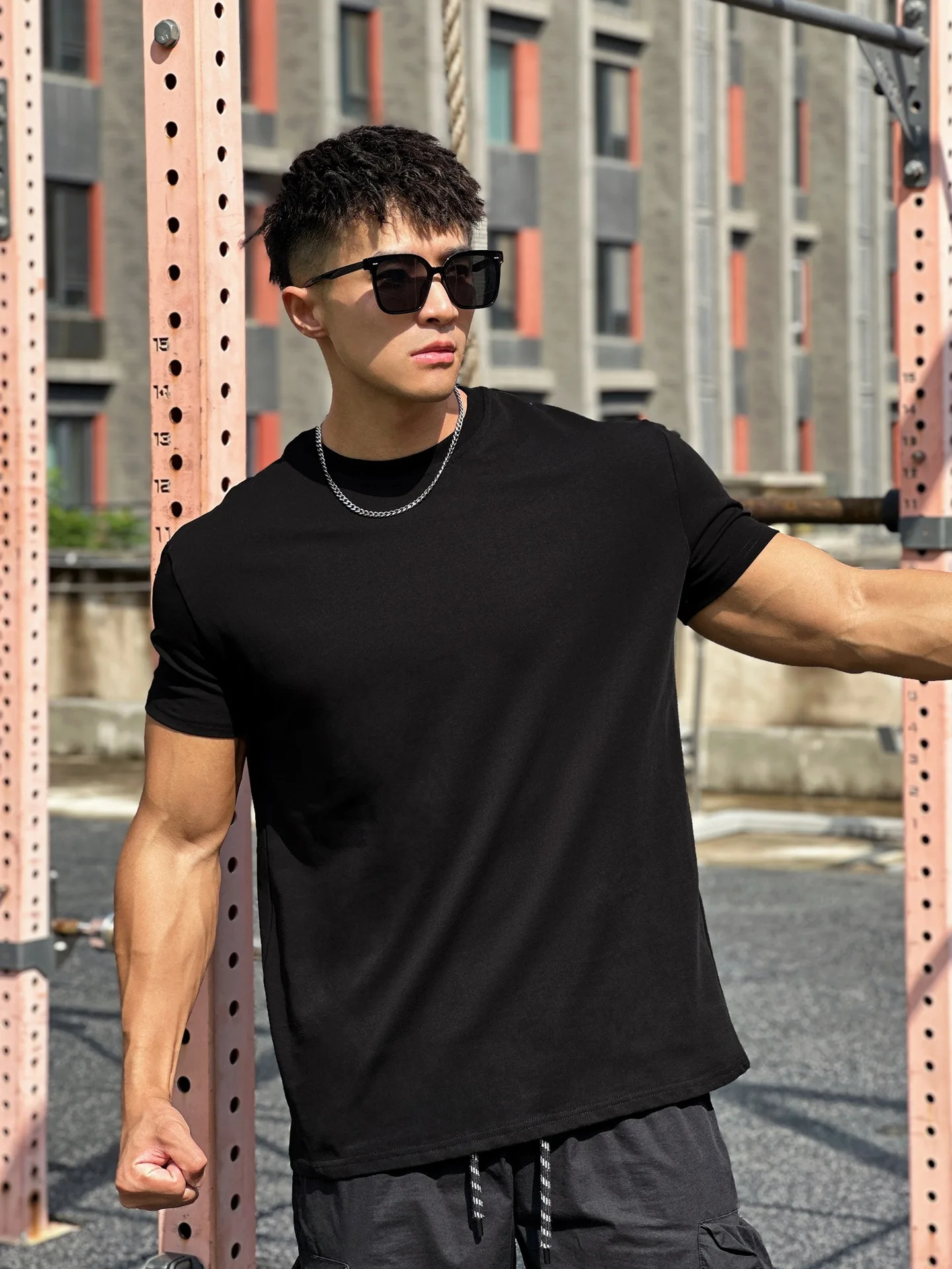 Round Collar T-Shirt Image 6