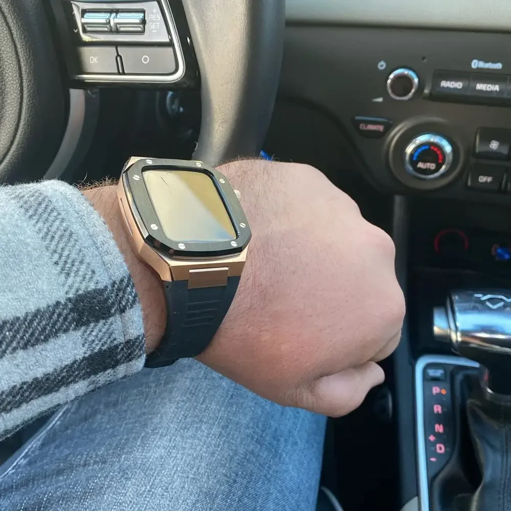 Luxury Stainless Steel Apple Watch Band with Metal Bezel Case