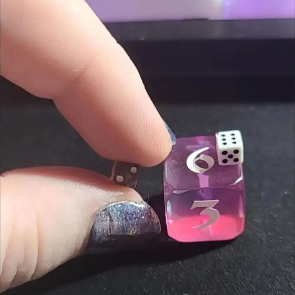 Bulk Pack 5mm Mini Dice Acrylic 6 Sided Party Dice 5 Colors Plastic Micro Bar Games