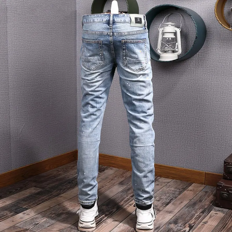 Street Fashion Men Jeans Retro Light Blue Stretch Slim Fit Printed Ripped Jeans Men Painted Patched Designer Hip Hop Denim Pants