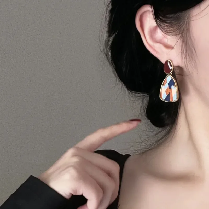 Earrings Vintage Dripping Oil Wine Red Retro Stud Earrings Women Korean Pearl Flower Heart Shape Geometric High Sense Jewelry