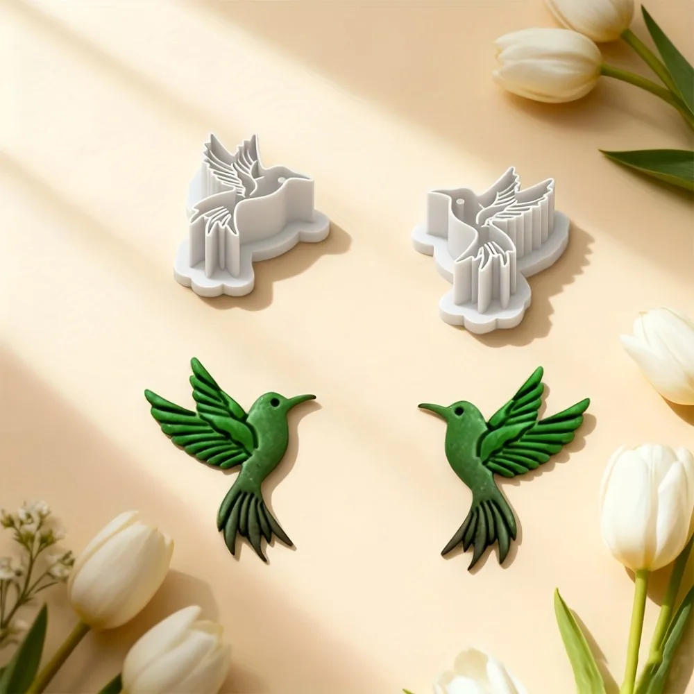 2Pcs 플라잉 허밍버드 폴리머 클레이 커터 DIY 보헤미안 쥬얼리 만들기용 재사용 가능한 플라스틱 버드 몰드 폴리머 클레이 레진 공예품