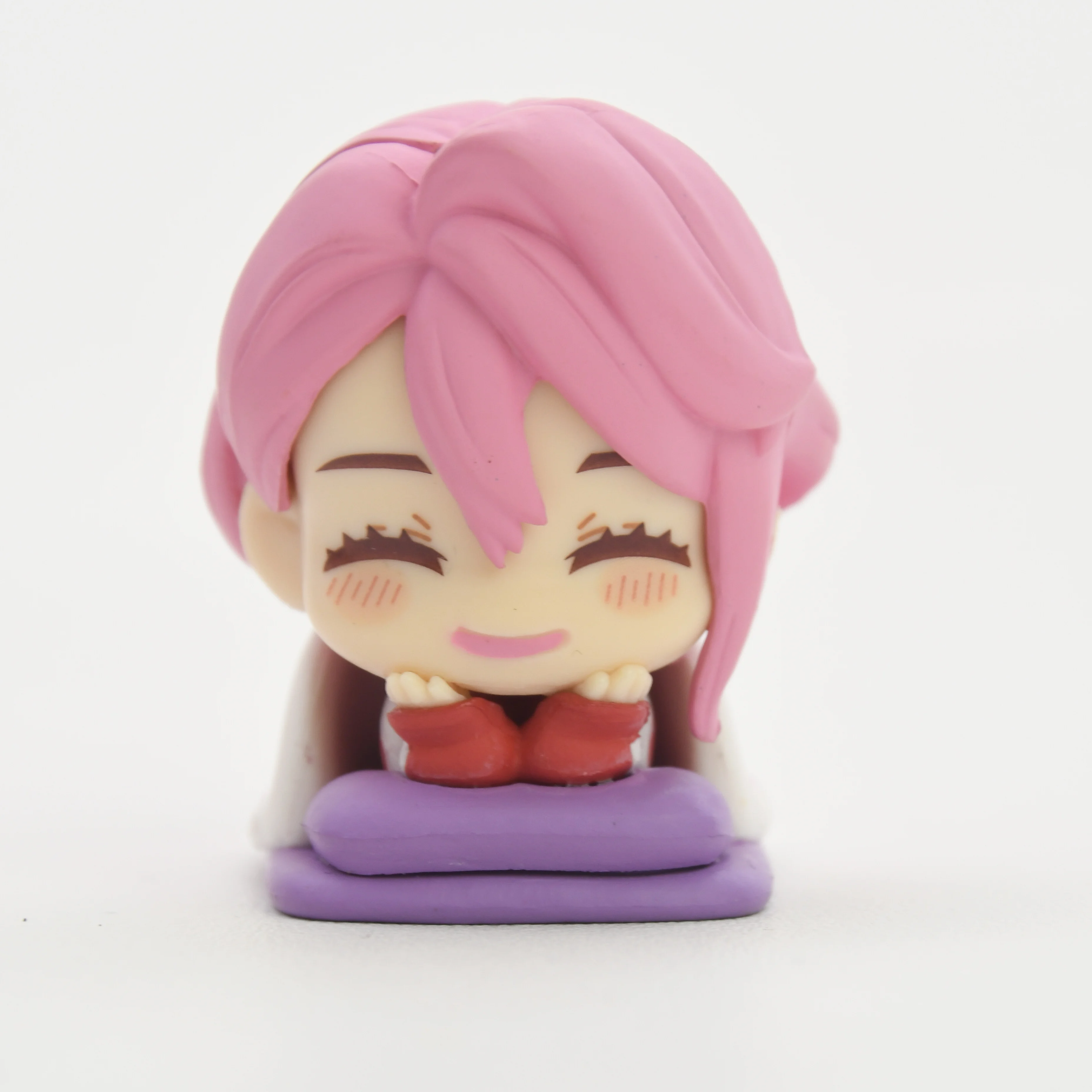 Jinsiy aloqasiz ayolni erkalaydi