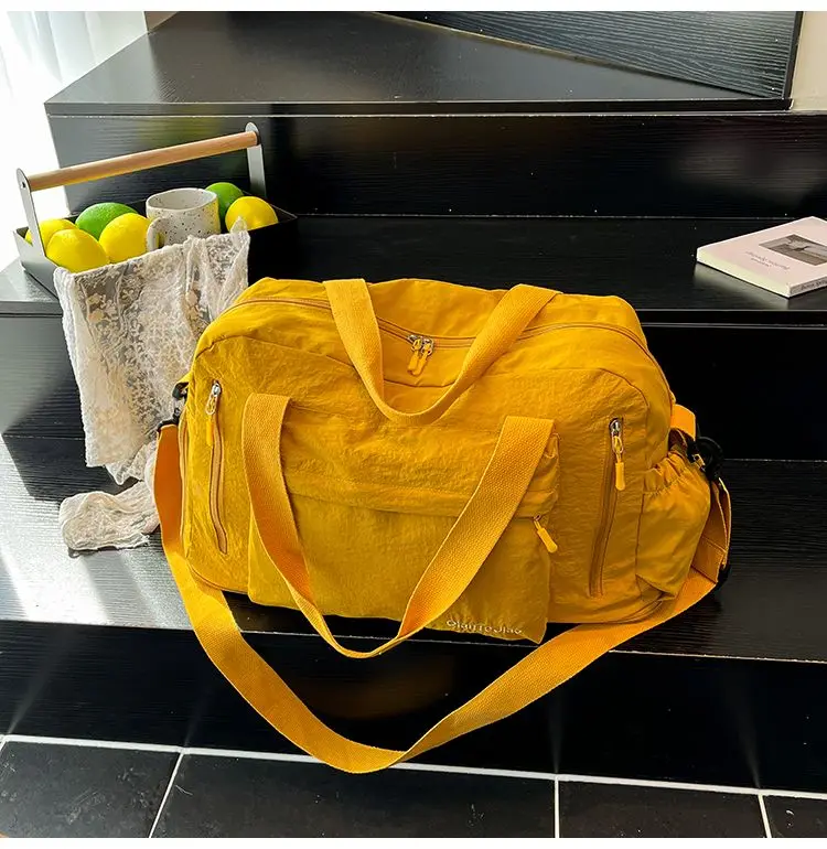Large-Capacity Travel Tote Bag description 10