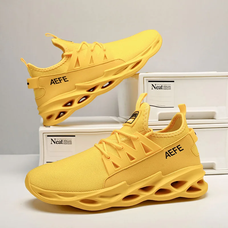 

Plus Size 40-47 Men Running Sport Shoes Green Yellow Male Sport Training Sneakers Breathable Mesh Youth Athletic Shoes Running