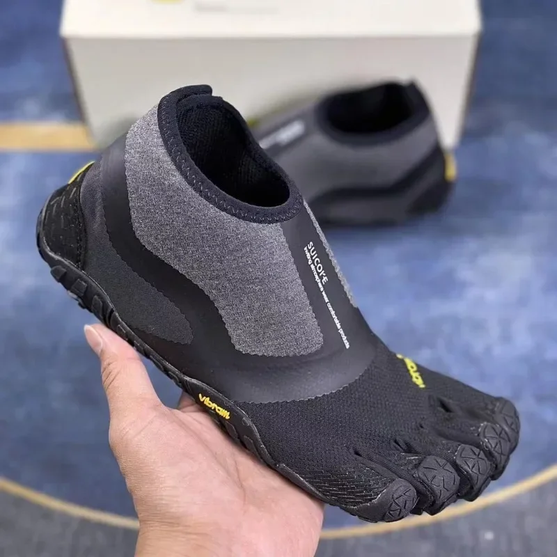 Men Women 5 Toes Shoes Outdoor Sport Hiking Running Shoe Breathable Quick Dry Lightweight Five fingers Sneakers Plus Size 44 45 Running Shoes