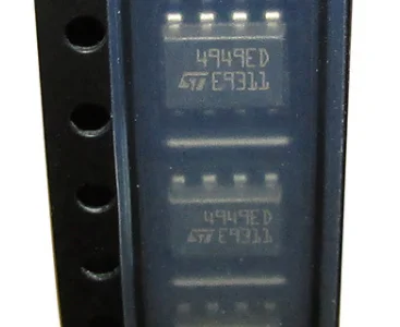 

10pcs L4949EDTR-E Silkscreen L4949ED multi-function differential voltage regulator SOP8 free shipping