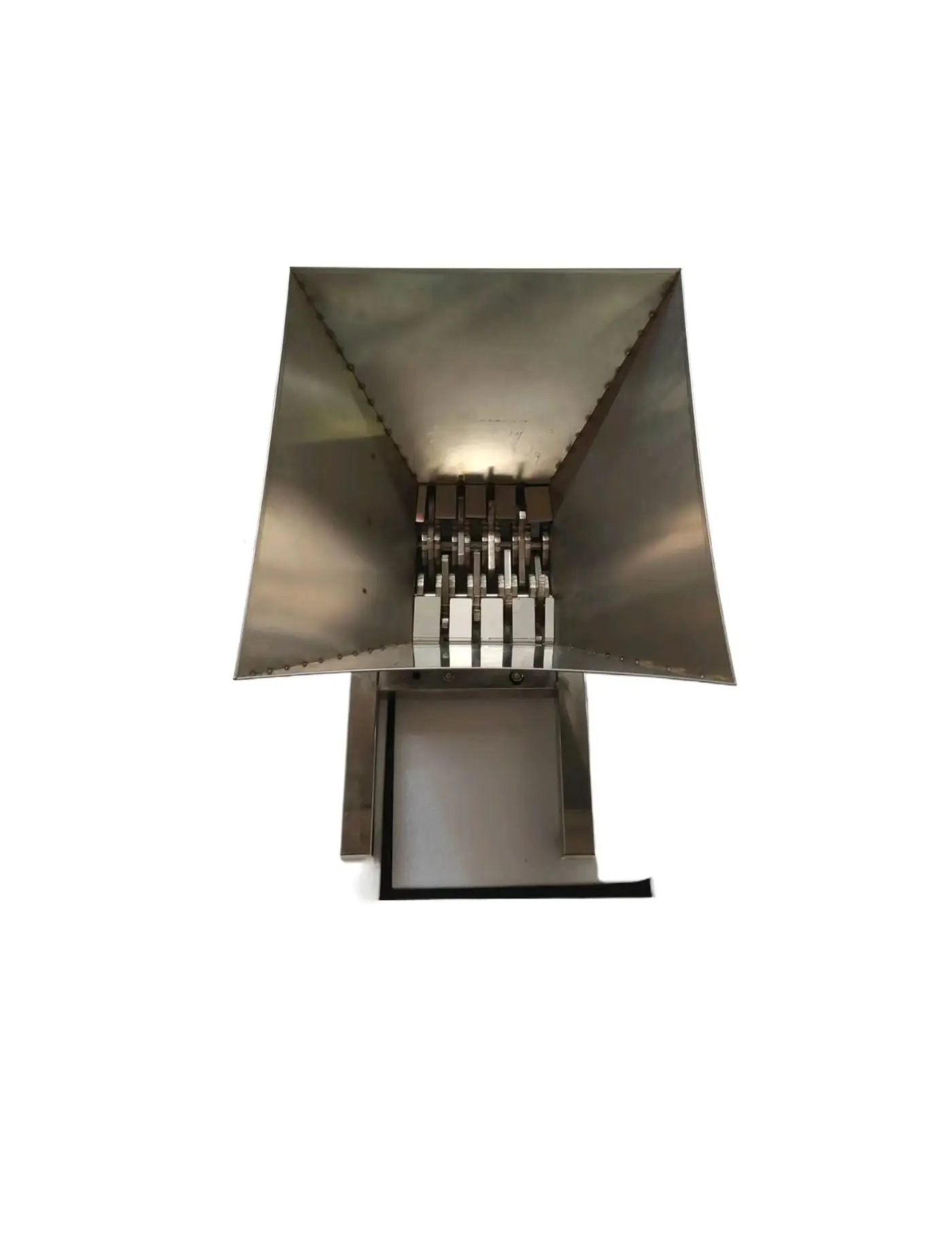 DY-368 electric fruit crushing brown sugar bread crusher