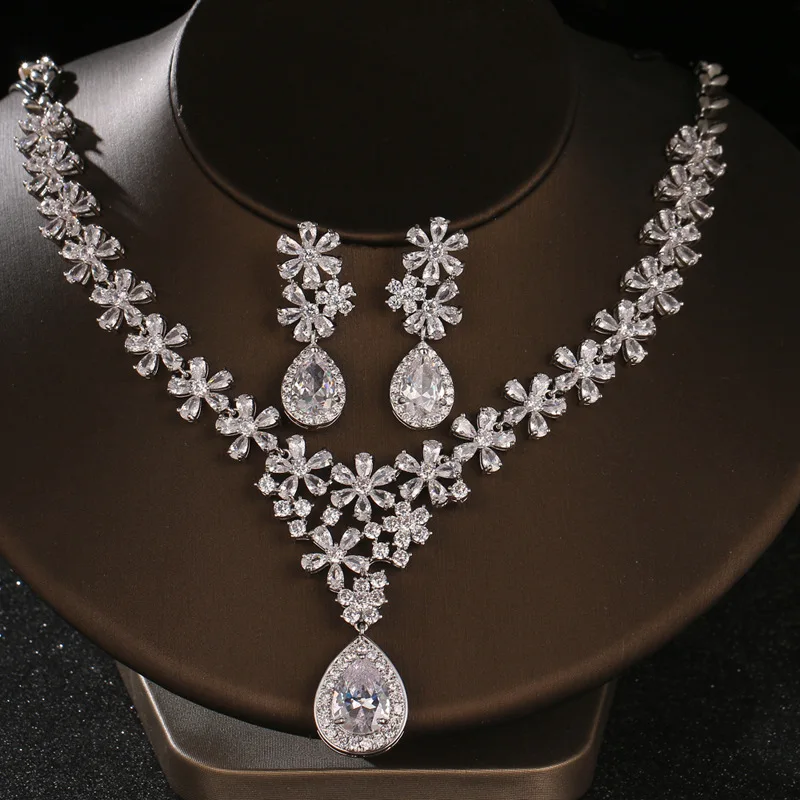 

CANPEL Luxury Bridal Jewelry Sparkling Flower Cubic Zirconia Necklace and Earrings Sets For Wedding Dress Valentine's Day Gift