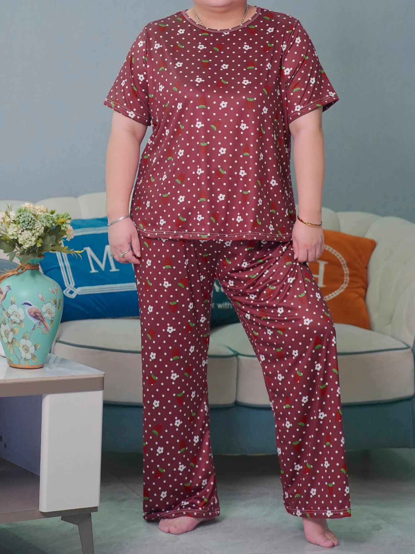 Plus size pajama clothing, plus size home clothing set, plus size short sleeved long pants set, can be worn with milk silk mater