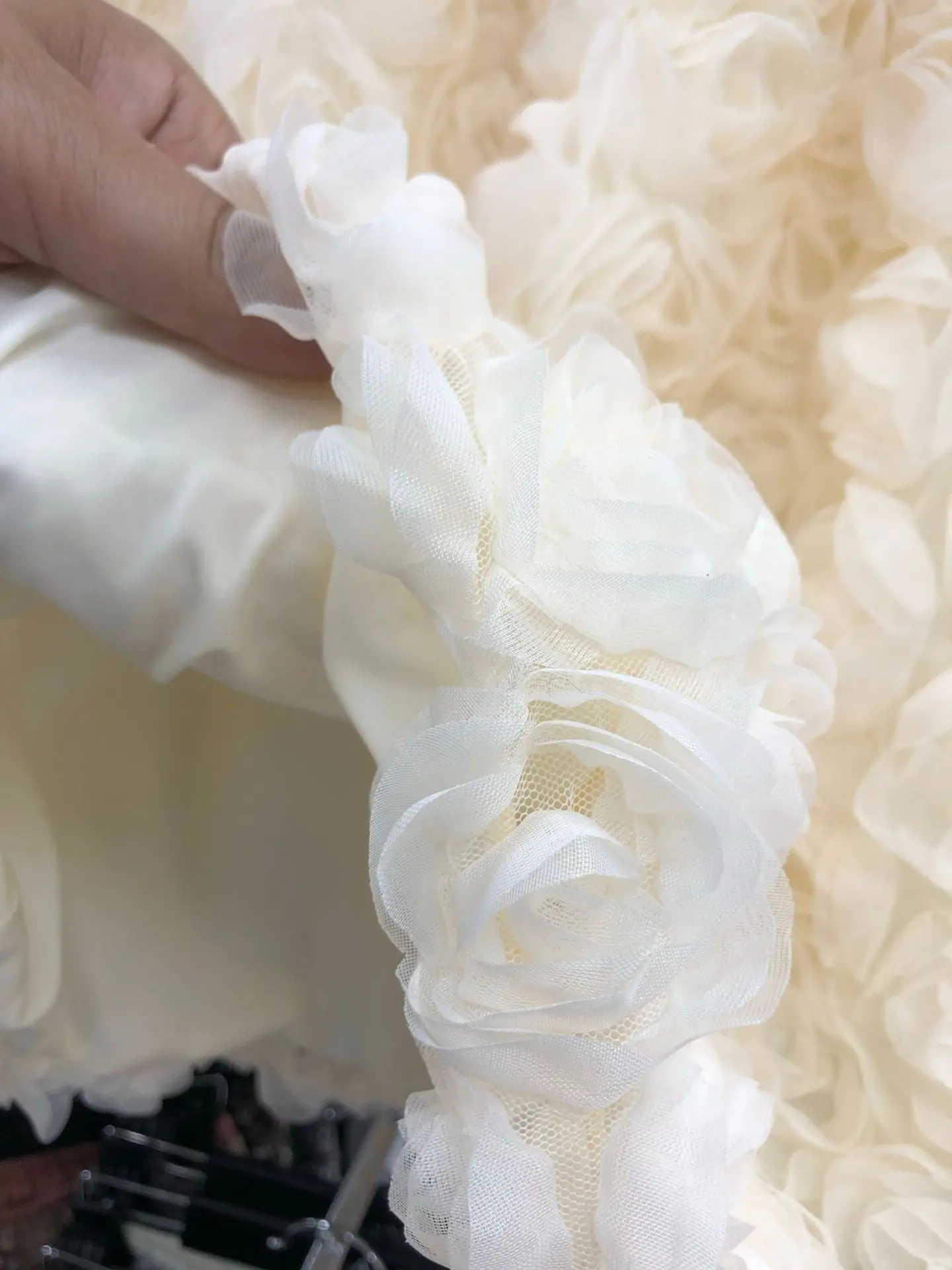Solid Color Three-dimensional Rose Blossoms Short Skirts Women 2025 Sweet High Waist Elegant Skirt