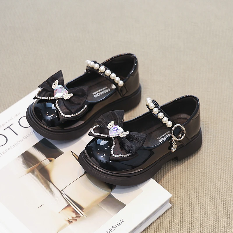 Sweet Children Princess Shoes Elegant Love Crown Bowknot Kids Leather Shoe Fashion Chic Girls Pearl Single Shoes Mary Janes