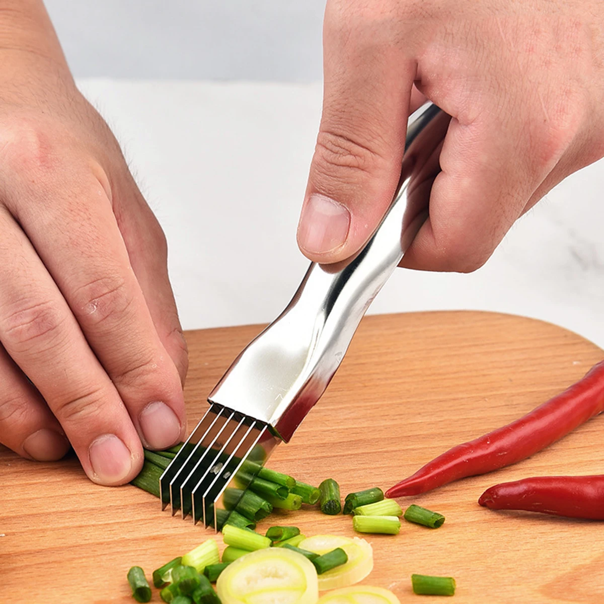 https://ae01.alicdn.com/kf/Sbfec9adeee764a578783b73d5465a9b8l/Stainless-Steel-Onion-Julienne-Cutter-Slicer-Shredder-Kitchen-Multi-Function-Plum-Blossom-Cutter-Vegetable-Scallion-Separator.jpg