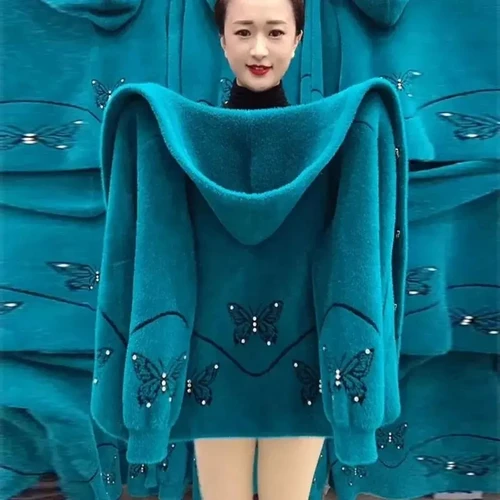 진정한 따뜻함과 스타일을 선사하는 모조 밍크 벨벳 코트 – 가을과 겨울을 위한 완벽한 선택 추천