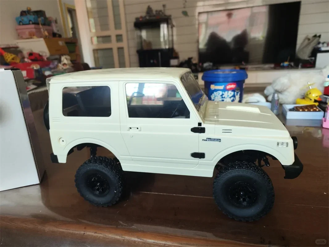Rc Jimny Cartoy Ja11 Wpl C74 1:10 Four-wheel Off-road Vehicle Model Remote Control Electric Car Toys For Boys Kids Gifts Diy 4