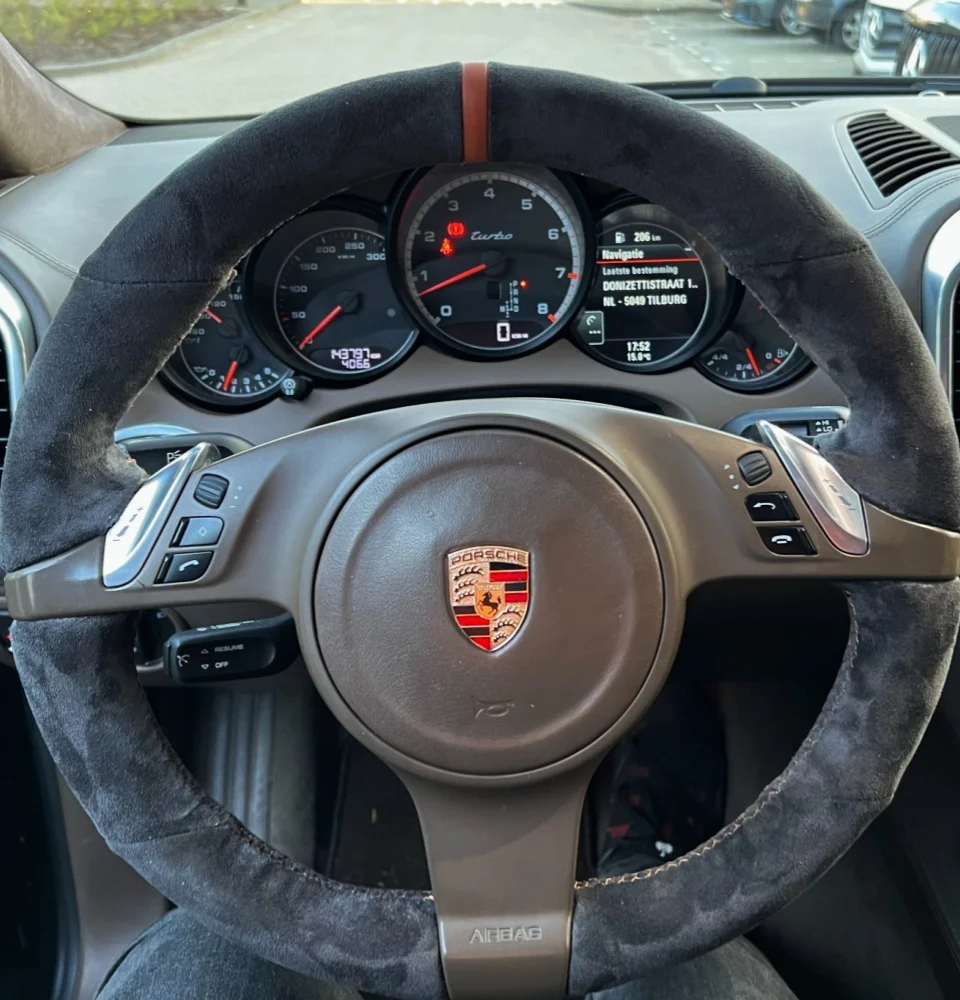 Benutzerdefinierte Auto-Lenkrad-Geflecht-Abdeckung, weich, 100 % passend für Porsche Cayenne Panamera 2010 2011 2012, Autoprodukte, Lenkfolie – Detail 1