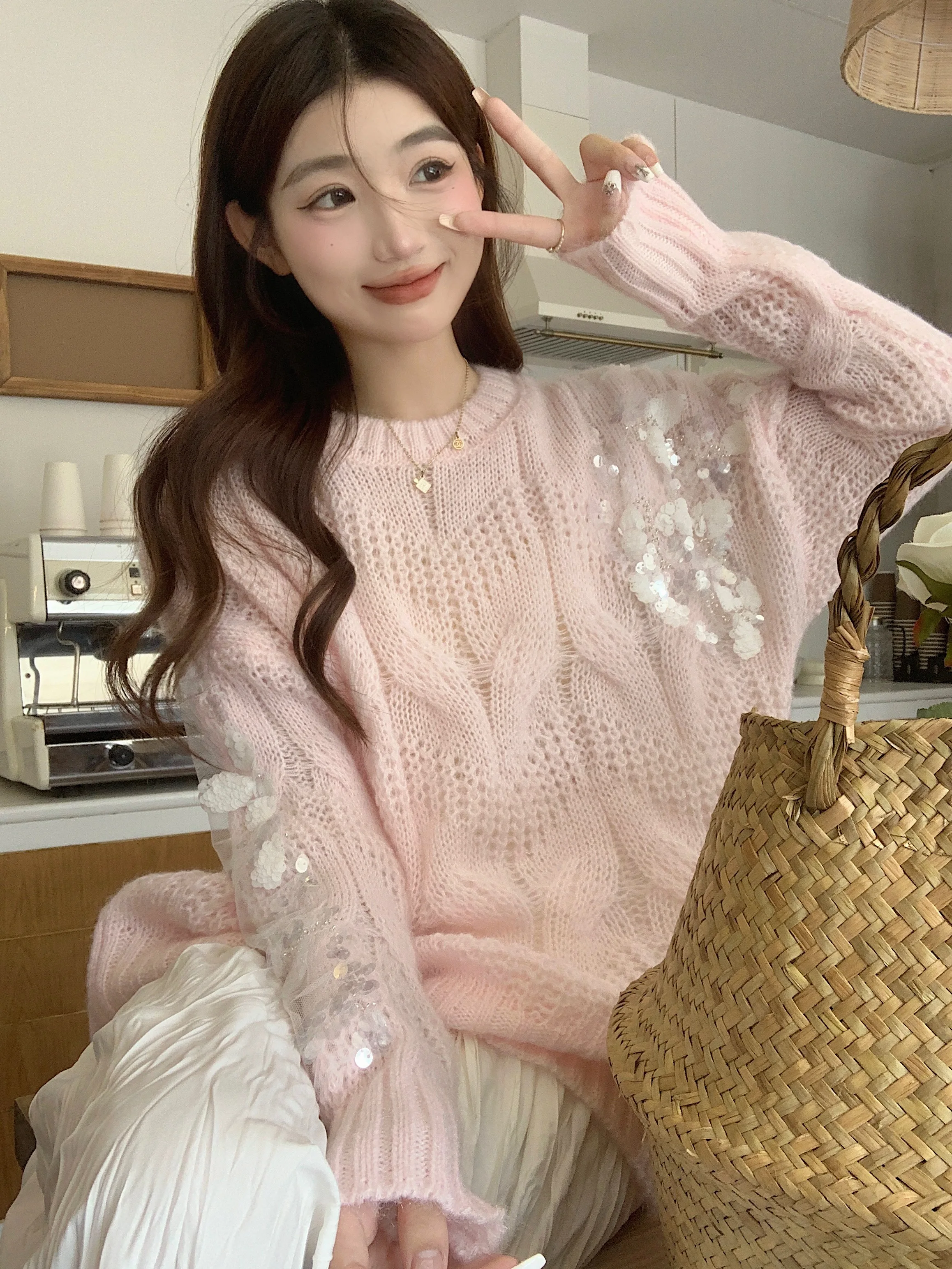 

Winter Female Sweater Long Loose Casual Ladies' Knitting Pullovers with Sequined Beautiful Women's Jumpers Young Girls' Sweaters