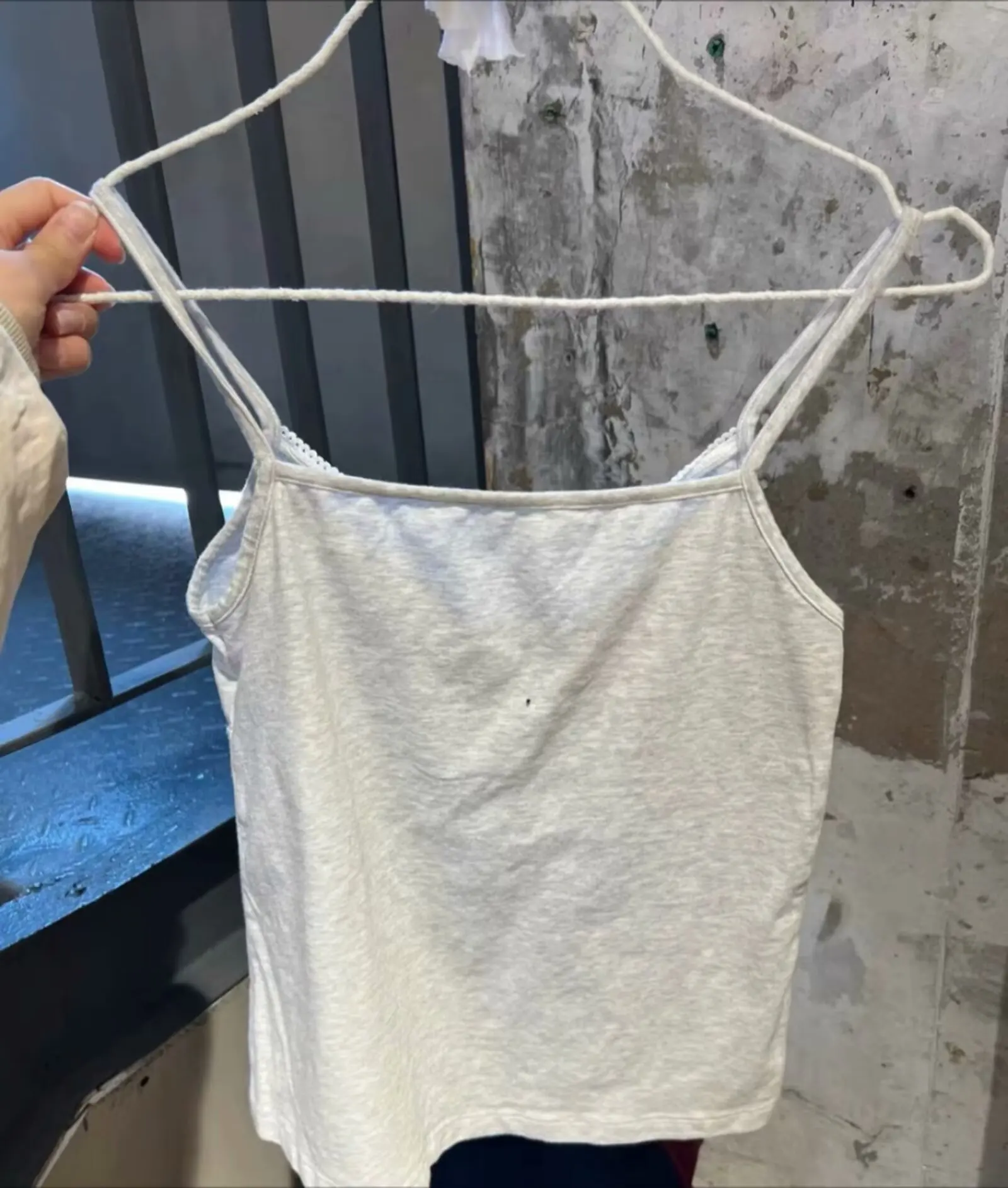 Yaphleet Y2K �ҳ� ��Ƽ�� ũ�� ��ư ĳ�̽� 2024 �м�, ����Ʈ �׷��� ��ư ž, ������ �ε巯�� ª�� ž, ��ũ