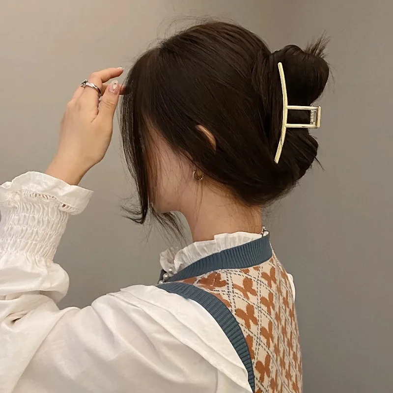 

Fashion Gold Color Hollow Geometric Hair Claws Metal Hair Clips Cross Hairclip Headband Hairpin Hair Crab Women Hair Accessories