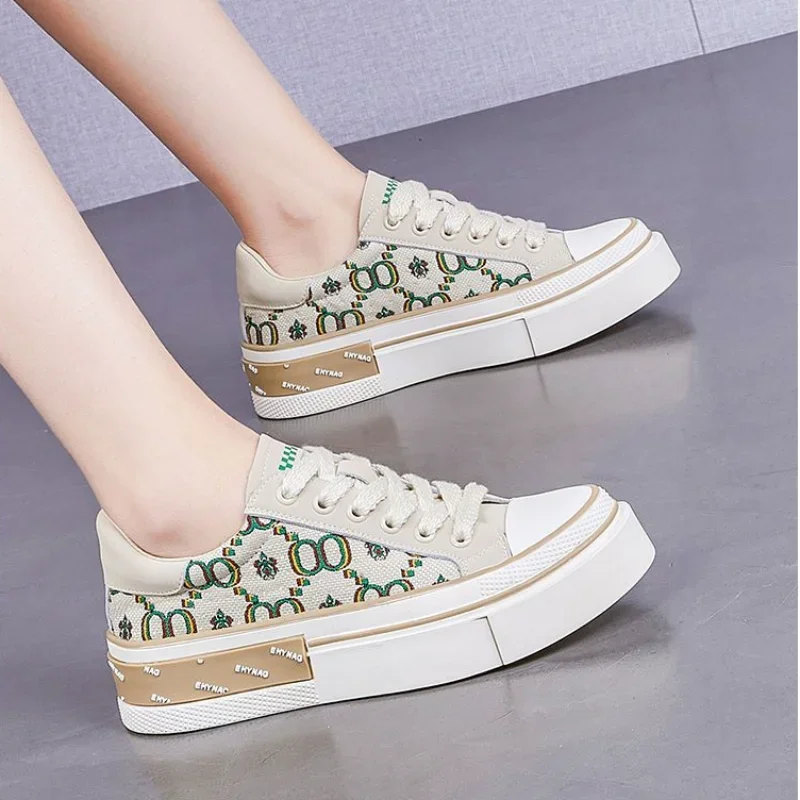 

Sneakers Low Ladies Shoes Lace Up Athletic Whit Women Footwear High on Platform Canvas Sports New in Spring Cheap Korean Sale A