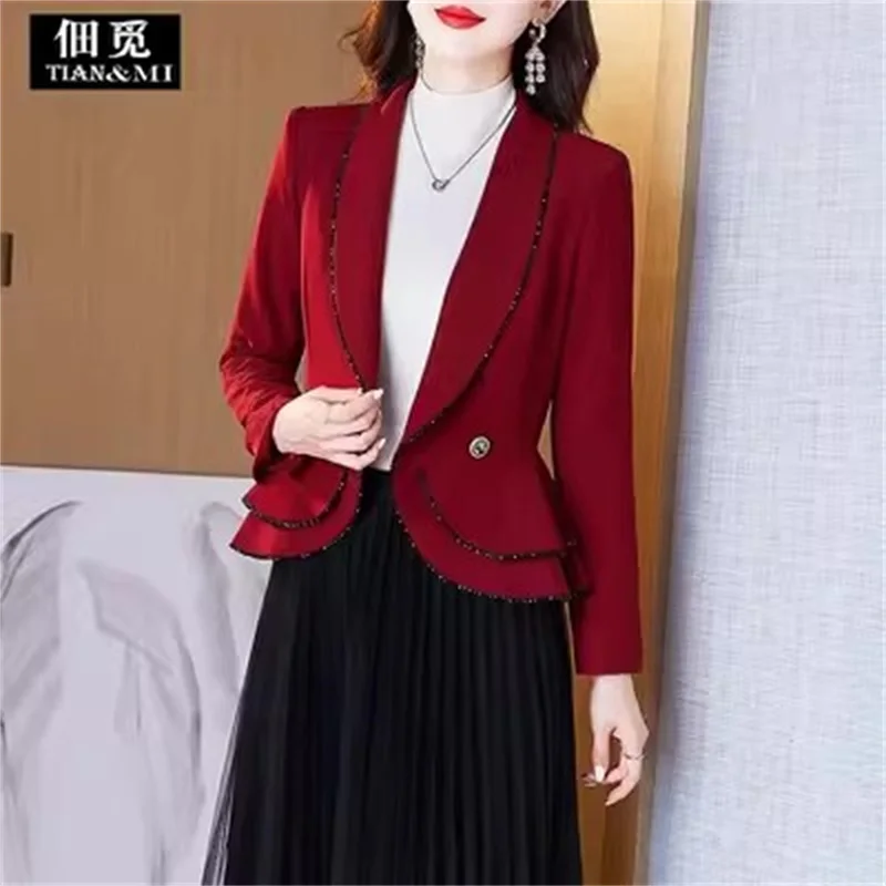 Suit Jacket Women's Short 2024 New Spring Autumn Wine Red Design Sense Top Elegant Suit Jacket Female Slim Single Buckle Blazer