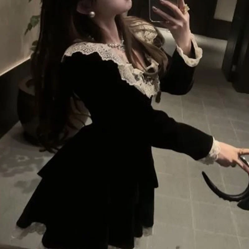 Vestido Y2K para mujer, ropa estética, con encaje, escote redondo, manga larga, corte A, minivestido de terciopelo, vestidos de fiesta, ropa de calle