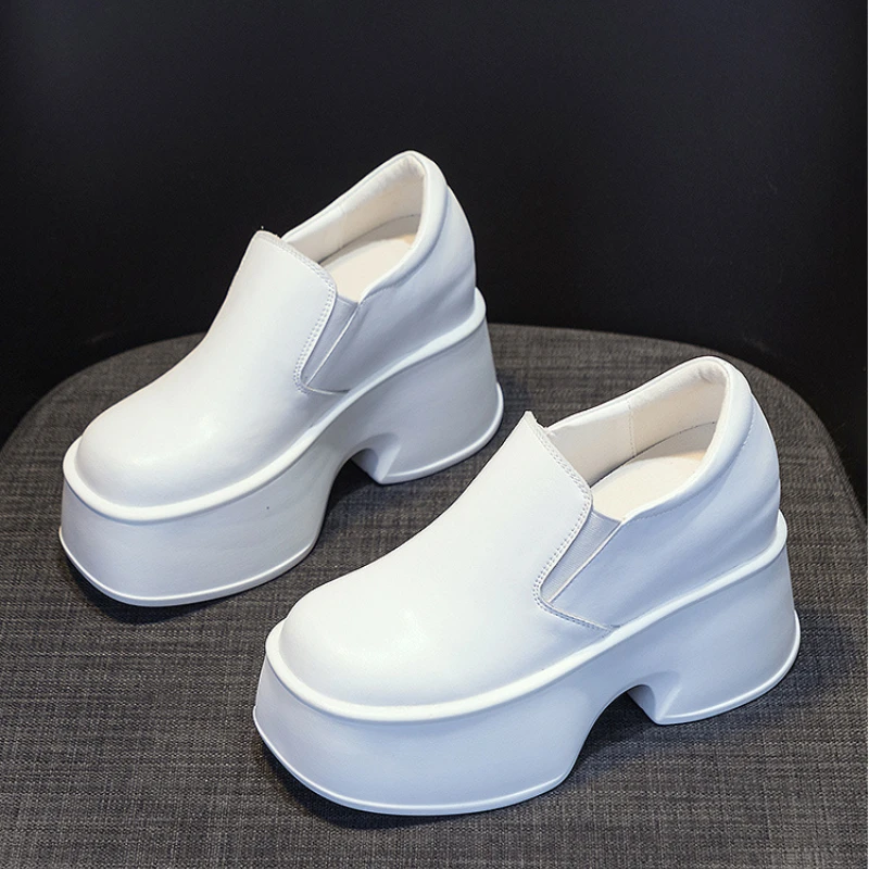 

Женские туфли Lefu 2022 новый стиль Внутренняя высота 11 см Толстая подошва маленькие кожаные туфли женские одиночные туфли женская обувь