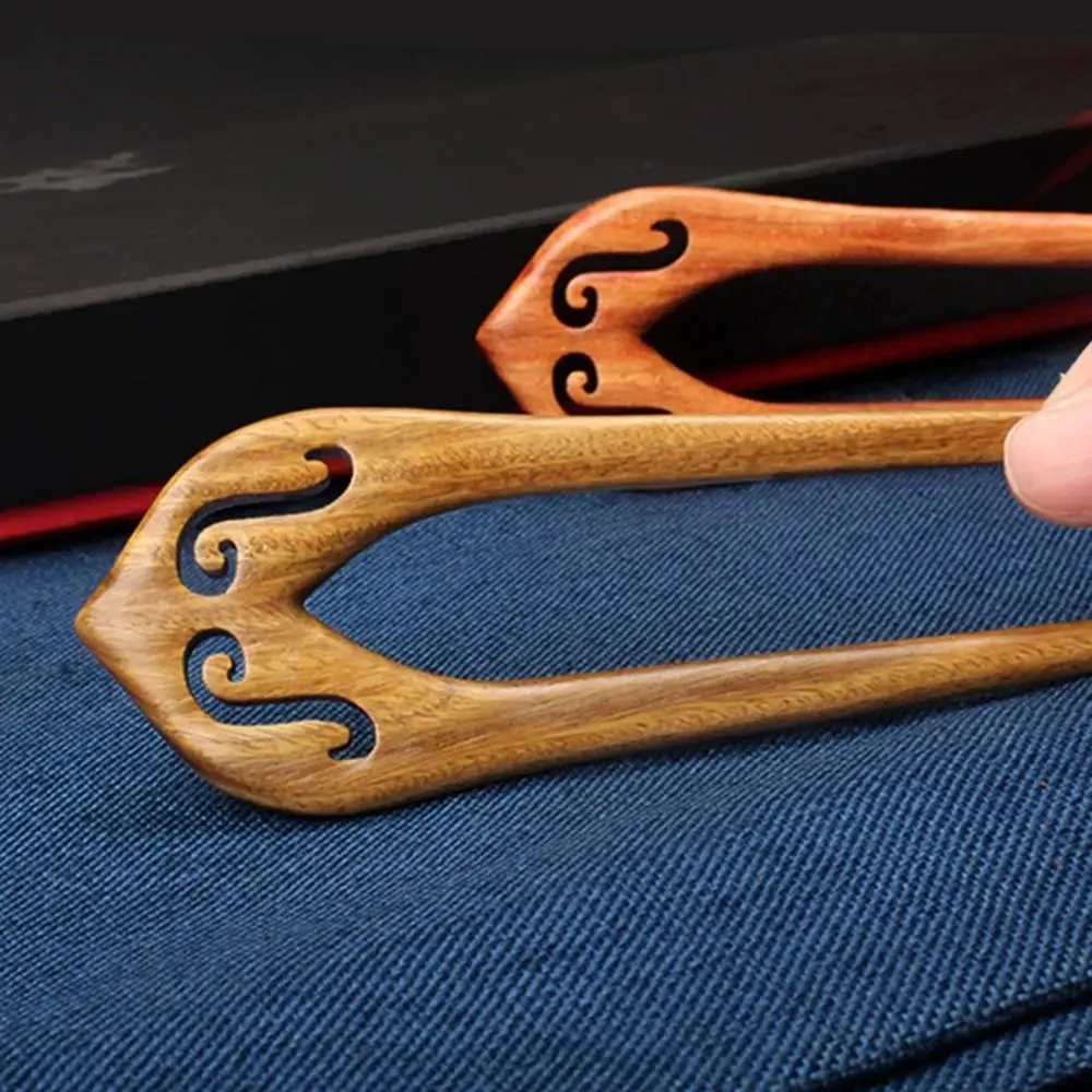 Description Picture 3 of itemGirl Hair Accessories Hair Comb Clip Black Sandalwood U Shape Hairpin Wooden Hairpin Hanfu Hair Sticks Chinese Style Headwear