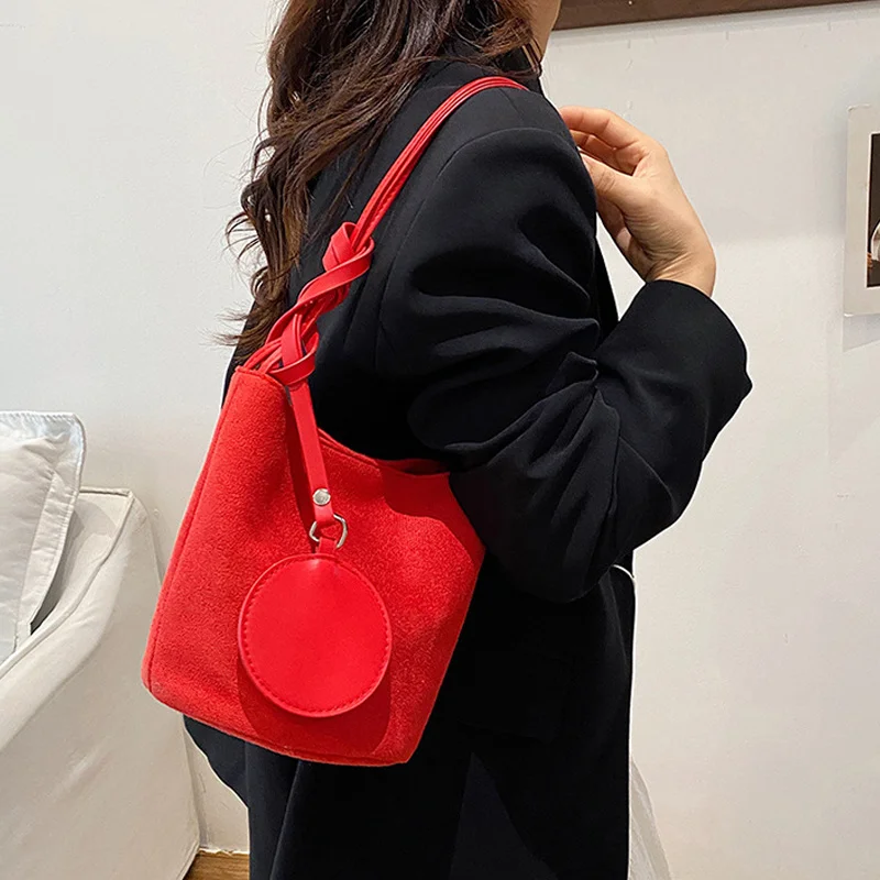 Solid Color Women Suede Shoulder Bucket Bags Large Capacity Versatile Ladies Underarm Female Phone Handbags Purse