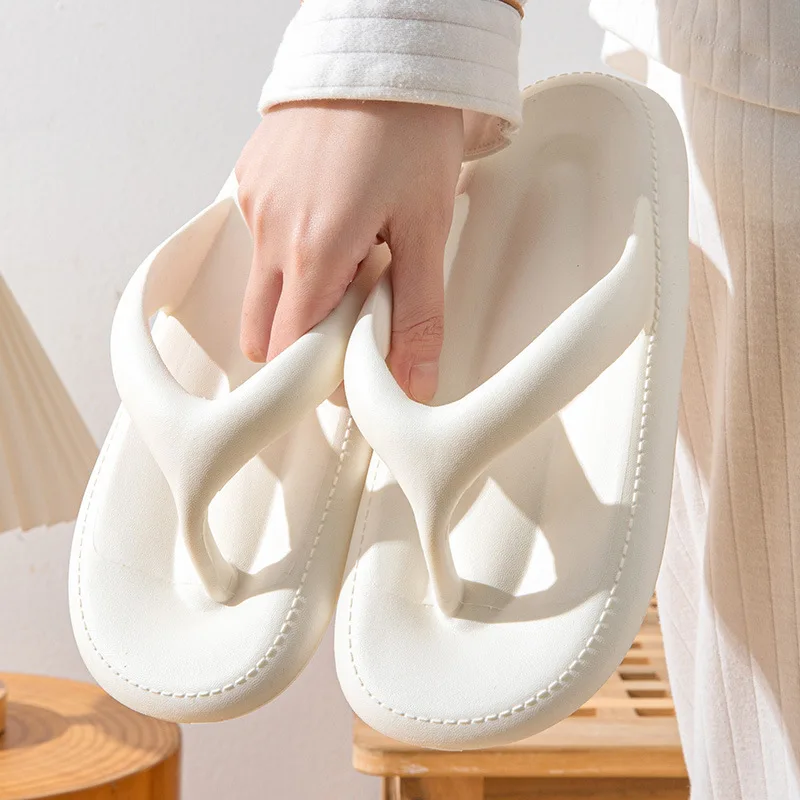 

New Women Men Flip Flops Soft Sole Beach Sandals Summer Slippers Casual Shoes Light EVA Slides Couples Non-Slip Flip-flops