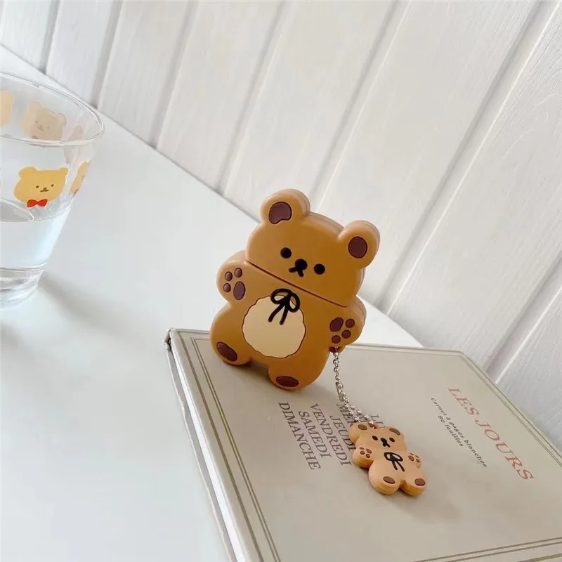 Cute 3D Cartoon Brown Bear Silicone Wireless Earphone Case with Keychain - Perfect for Airpods 1/2/3/Pro!