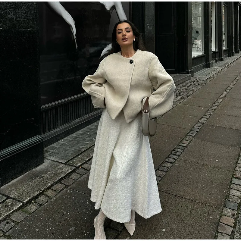 Elegant Solid Woolen Blend Jacket For Women Fashion Button O-neck Long Sleeve Coat New Autumn Winter Commute Warm Outwear