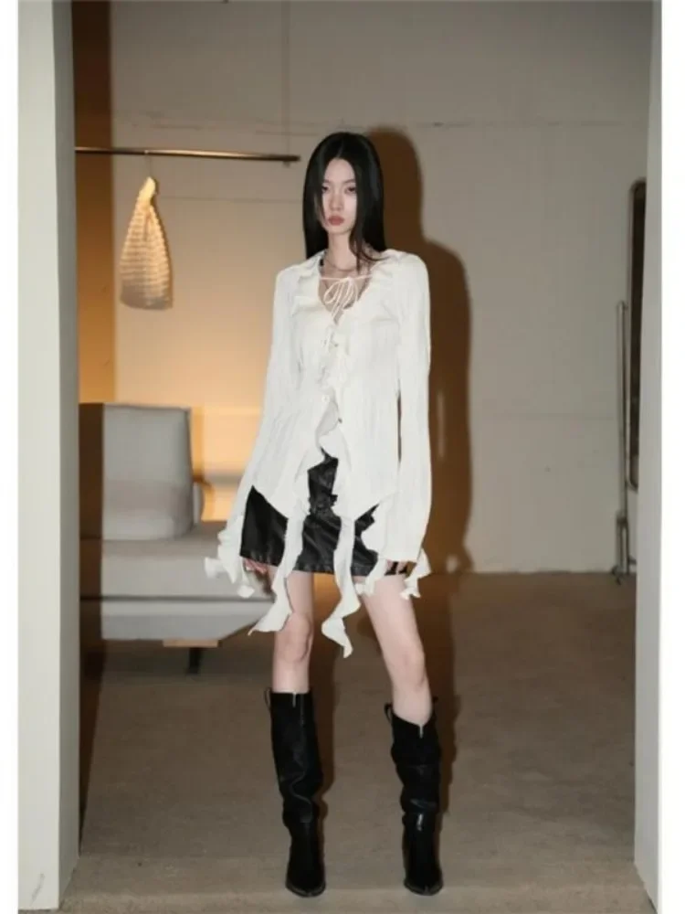 Deeptown Fairycore 여성용 우아한 블라우스, Y2k 플레어 슬리브, 러플 탑, 화이트 레이스 업 셔츠, 섹시한 미적 빈티지 한국 패션