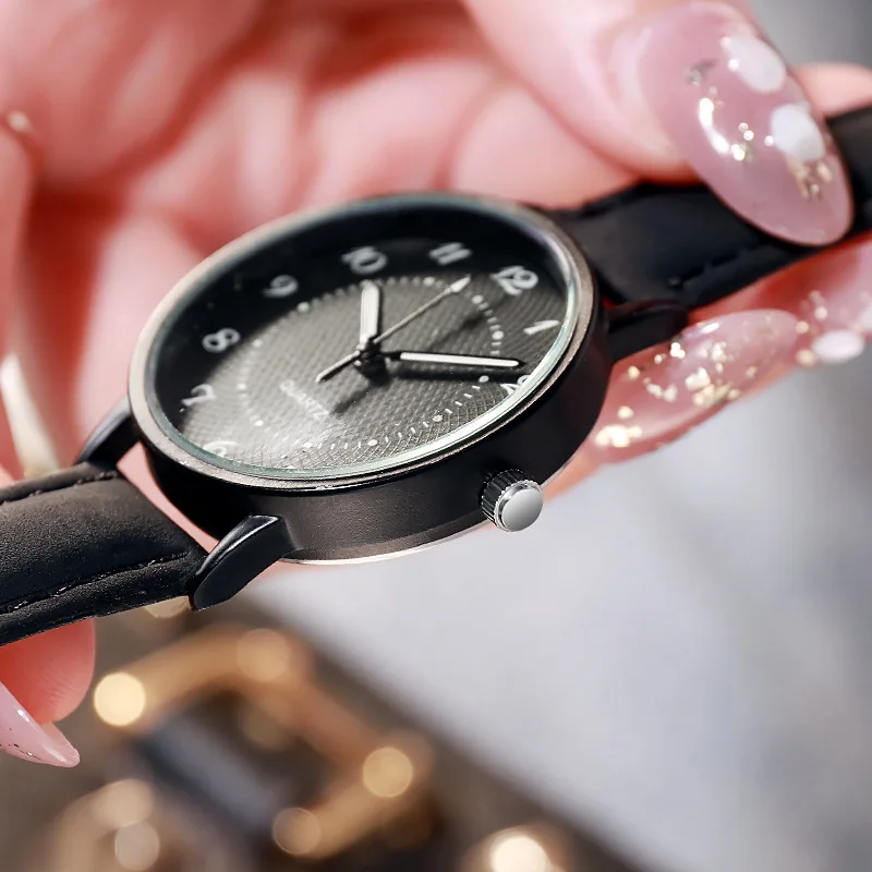 2025 Simple Vintage Classic Digital Quartz Women Watch Casual  Leather Band Strap Round Analog WristWatches Luminous Hands Clock 4