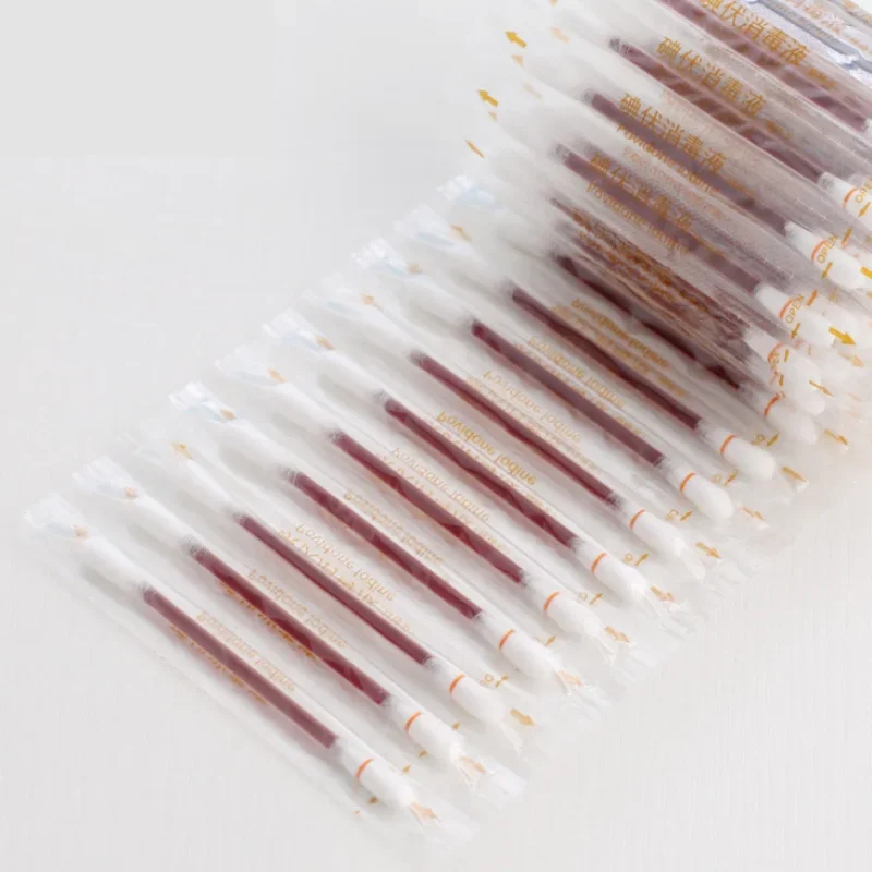 Cotton Swabs Disposable Cotton Swabs Iodine Swabs 50pcs Disposable Emergency Cotton Stick Iodine Swab Cotton Swabs Disinfected Swab for Children Adults Baby Medical Alcohol Tools