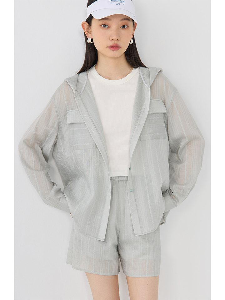 ZIQIAO Petite Hooded Sunscreen Shirt Women's 2024 Summer New Off Shoulder Long sleeved Breathable Casual Top 24ZQ92084