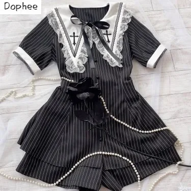 

Костюм-двойка Dophee Mars с вышивкой, рубашка с вертикальными полосками и коротким рукавом и шорты с высокой талией, в японском стиле