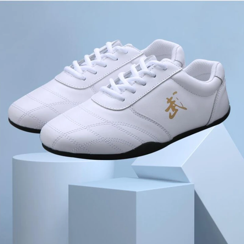 Description Picture 3 of itemMen Women Breathable Chinese Martial Arts Taiji Shoes Couple Professional Karate Martial Arts Shoe Man Taekwondo Shoes