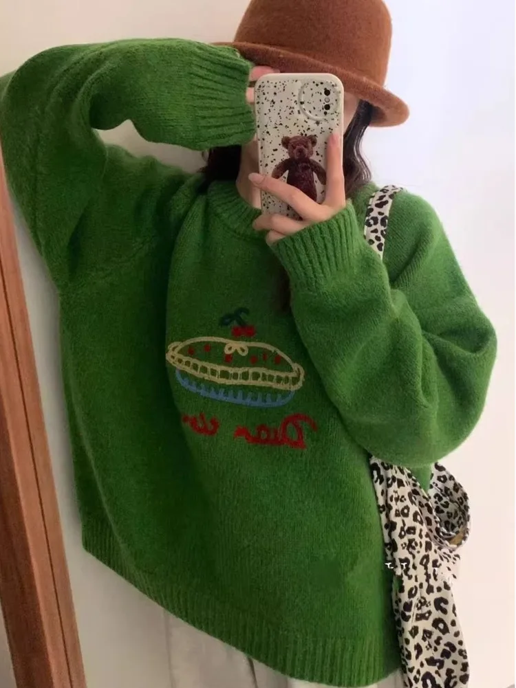 

Autumn Winter New Green Loose Embroidery Sweater Soft Glutinous Round neck sweater Women Xmas Idle Sle Knit Top Clothes