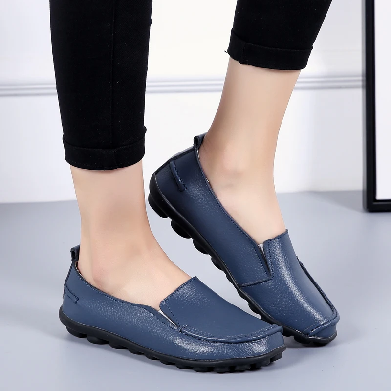 Women Slippers Sandals Women Flat Shoes Soft Casual Genuine Leather Flats Ladies Slip on Loafers Plus Size