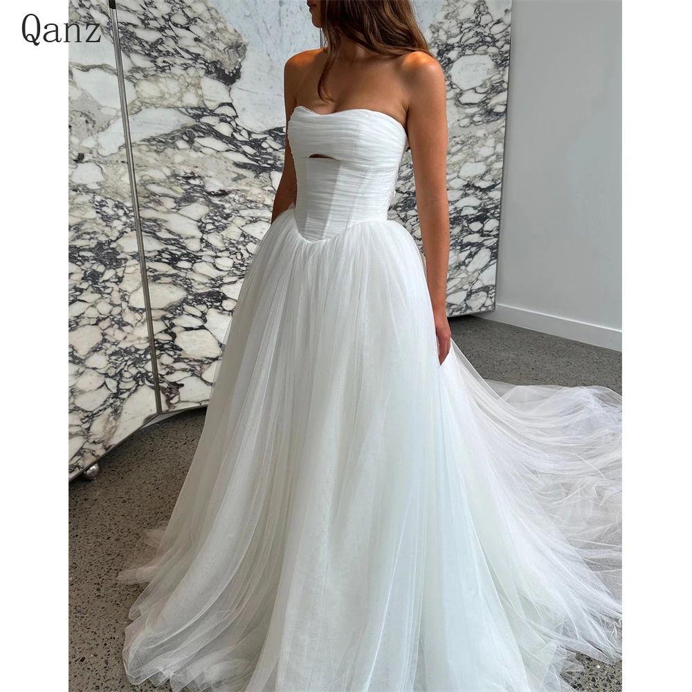 

Qanz Beach Wedding Dress For Bride Sleeveless Strapless Pleat Bride Gowns Romatic A-Line Court Train Tulle Boho Vestido De Noiva